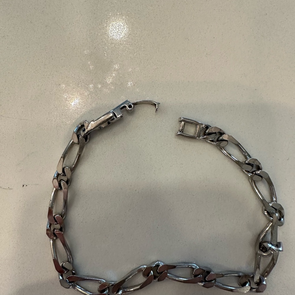 MONET VINTAGE FIGARO Silver LINK Chain Bracelet UNISEX 8” - Picture 4 of 5
